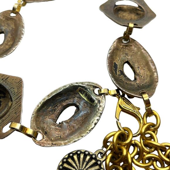 Brutalist Chain Metal Belt Abstract Faces Iron Giant Gold Silver Tone Aged Retro main image 4